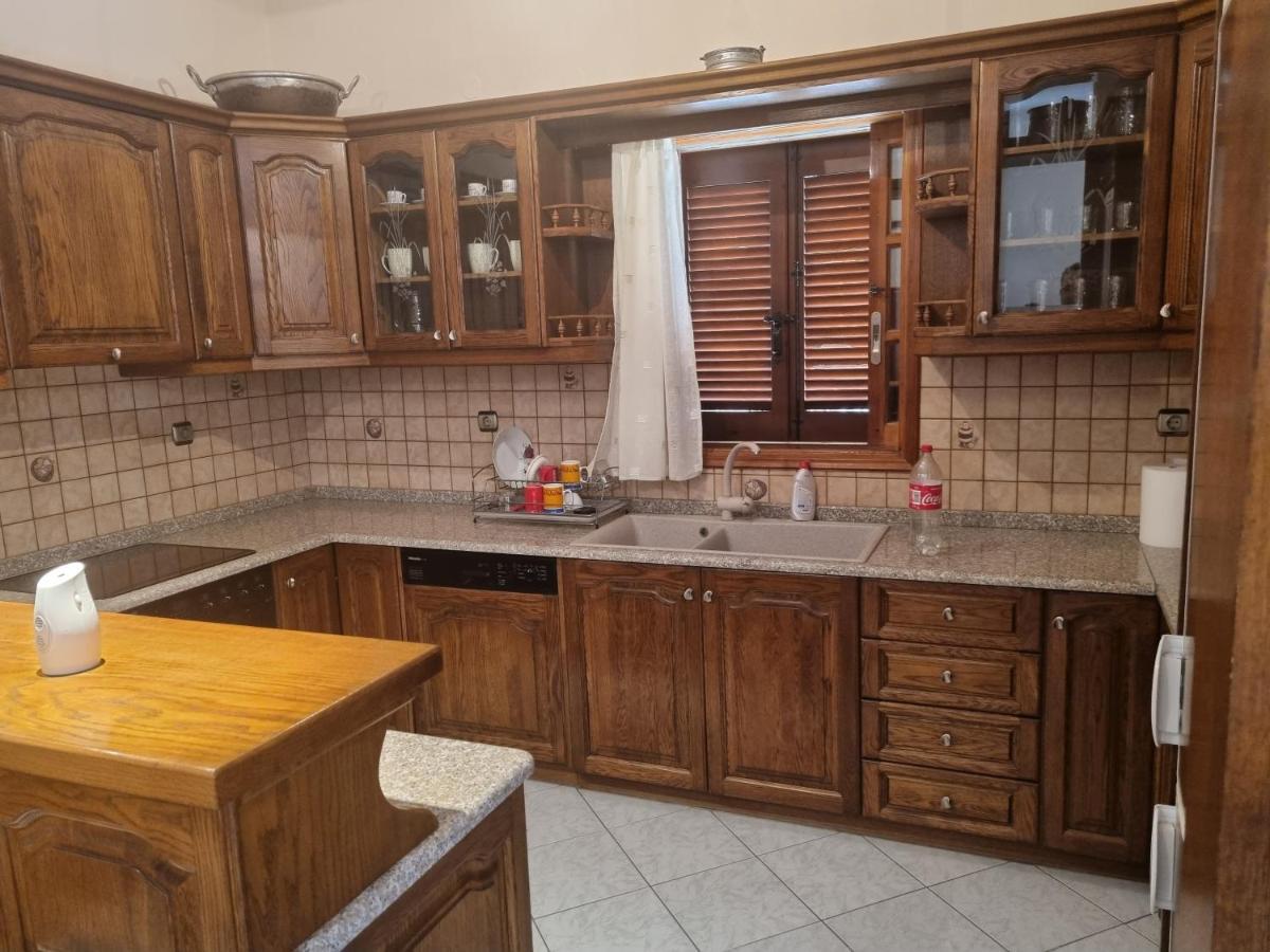 Apartment Theodoros Leonídion Eksteriør bilde