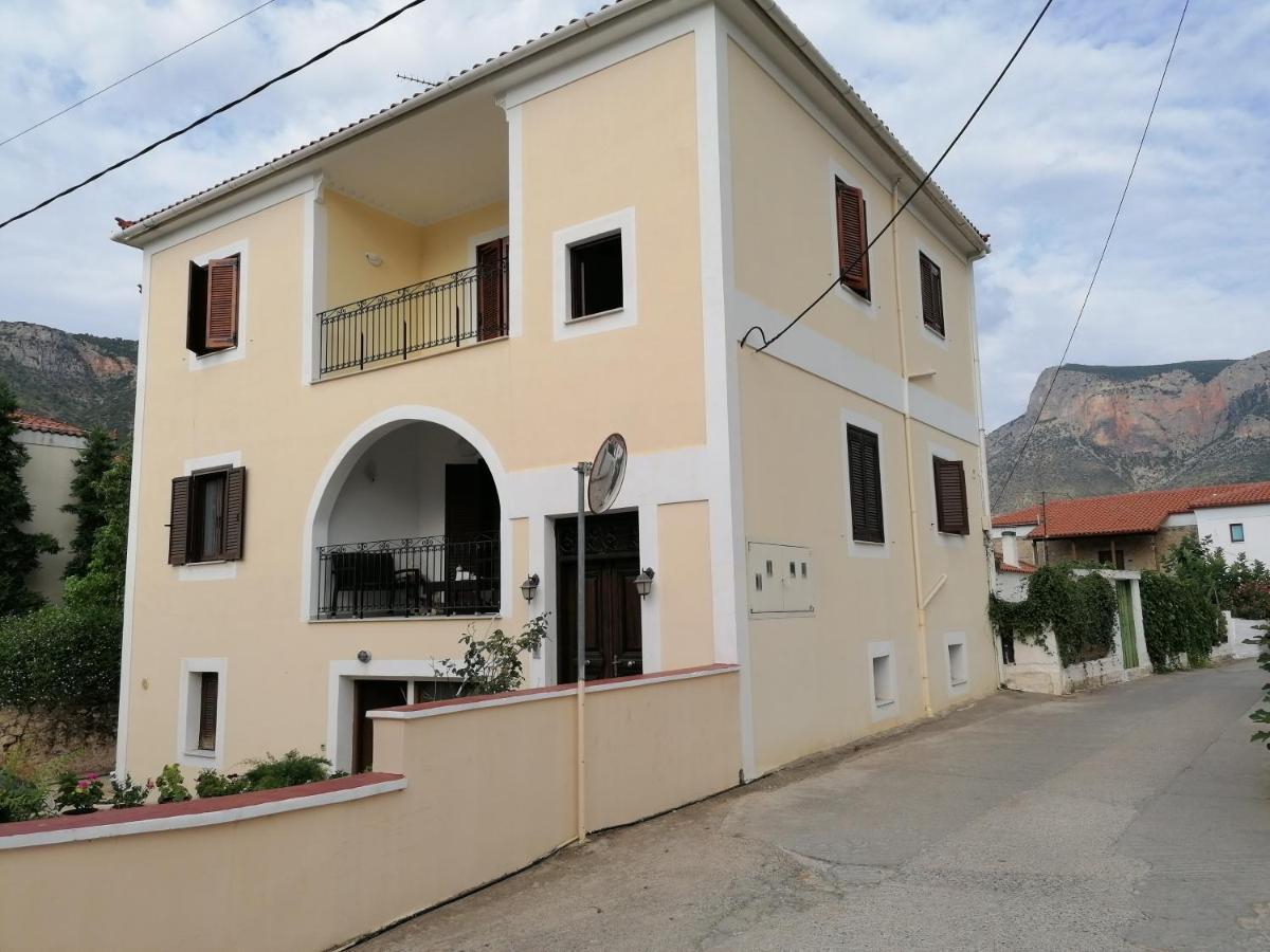 Apartment Theodoros Leonídion Eksteriør bilde